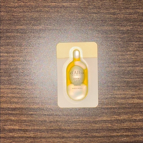 Beauty Samples Bundle ✨ - Picture 7 of 7